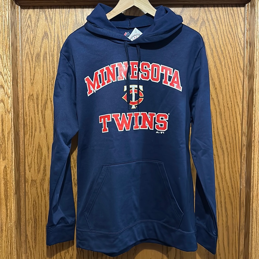 BRAND NEW! Majestic Minnesota Twins hoodie